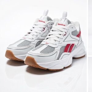 Reebok Charge Women's Sneakers